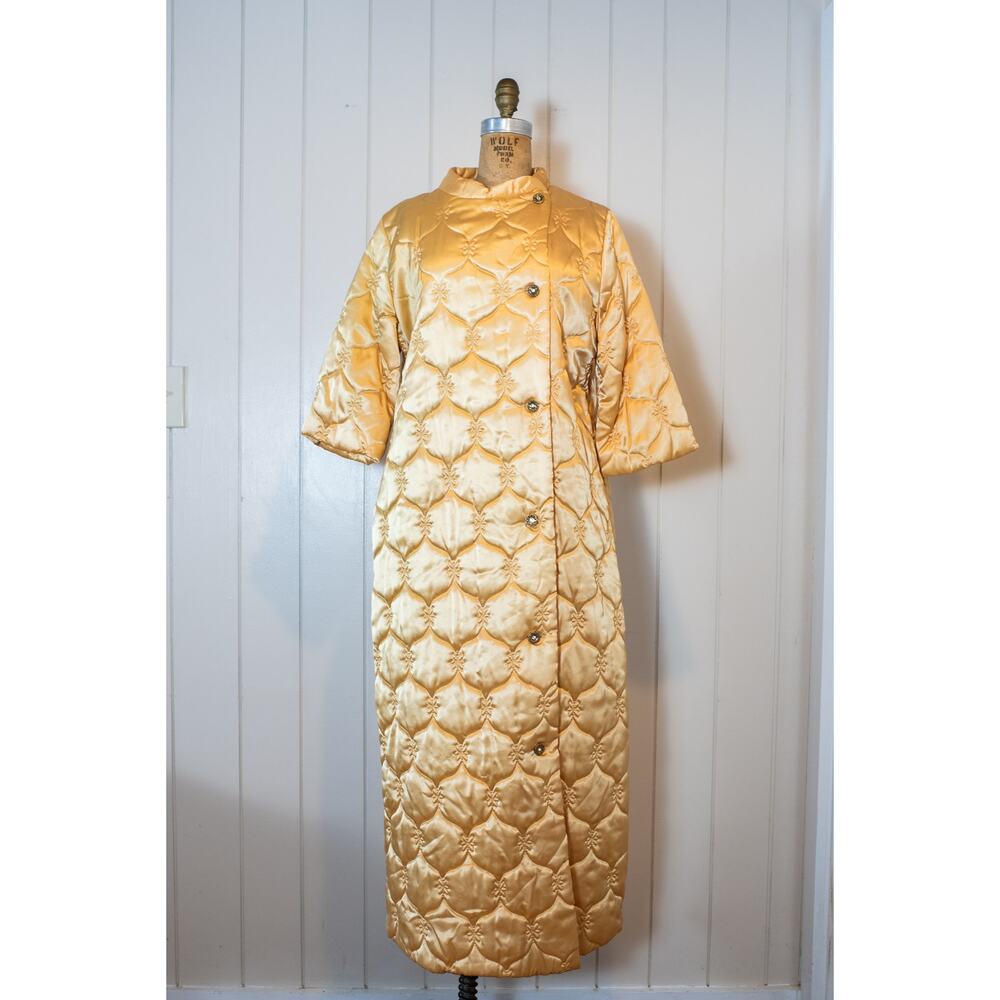 Vintage 1950s Asian Style Gold Satin Quilted Robe Rhinestones Hollywood Glam M